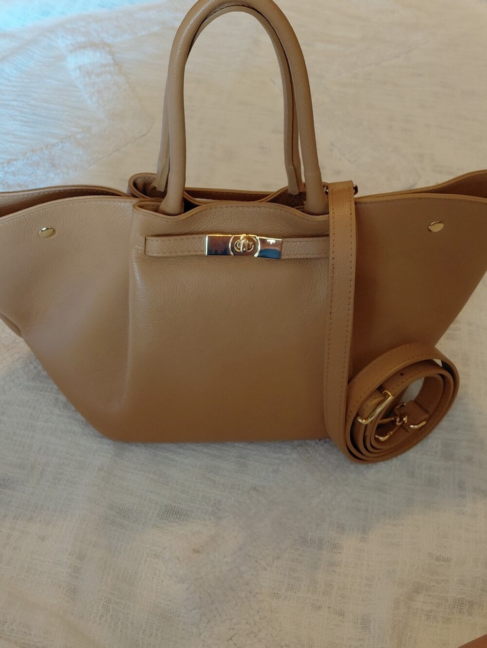Italian Tan Leather East West Purse - Picture 5 of 13